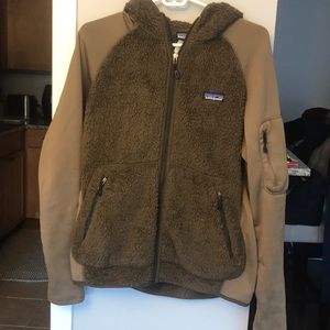 Furry Patagonia zip up